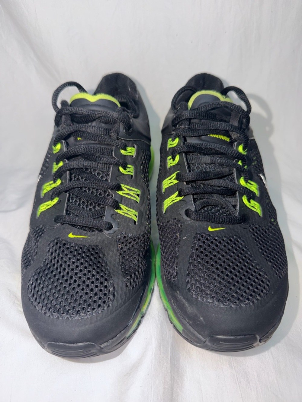Nike Air Max 2013 (GS) "Black Volt" – Youth/Grade School Size 6Y - Picture 3 of 8